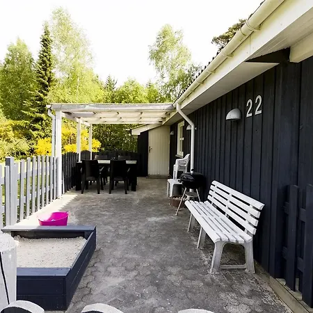 Three-bedroom Holiday In * هالس